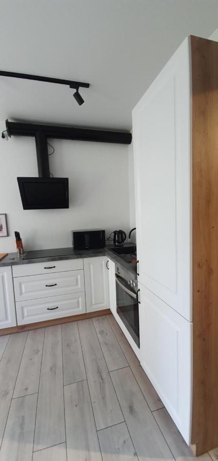 Juna2 - Nowoczesny Apartament W Centrum Z Widokiem Na Park Pruszkow Luaran gambar