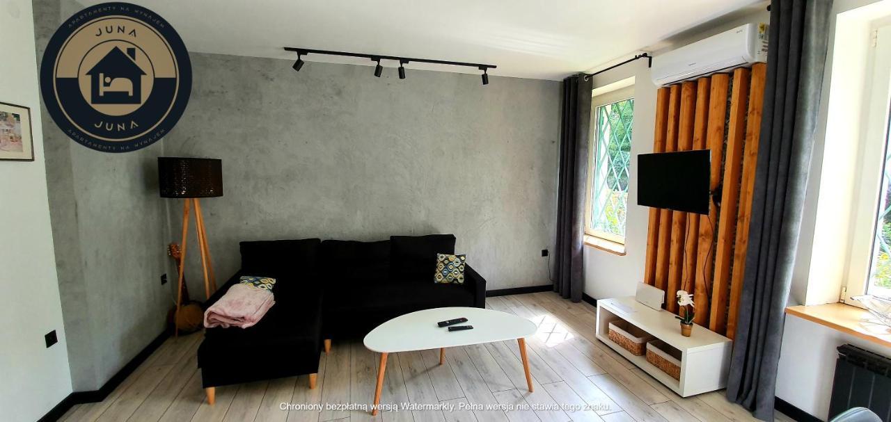 Juna2 - Nowoczesny Apartament W Centrum Z Widokiem Na Park Pruszkow Luaran gambar